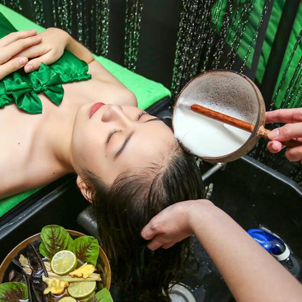 Gội đầu thảo dược - 30 phút